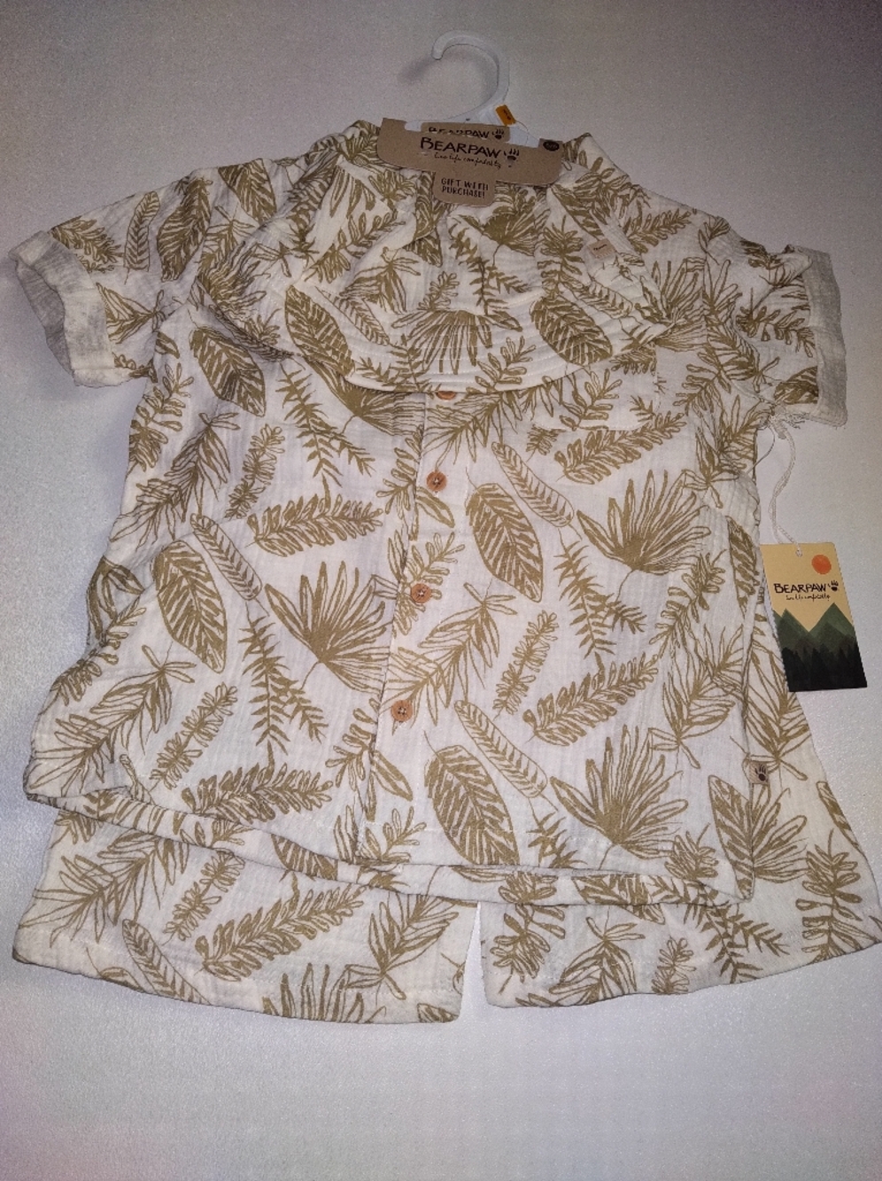 BearPaw Kids Leaf-Print  Shirt Short Set W/ Bucket Hat Beige Cream New Size 5/6